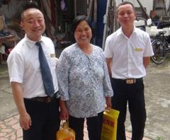 ����Уȫ��Ա����ĸ������СС�����ףĸ�׽ڿ��֣�